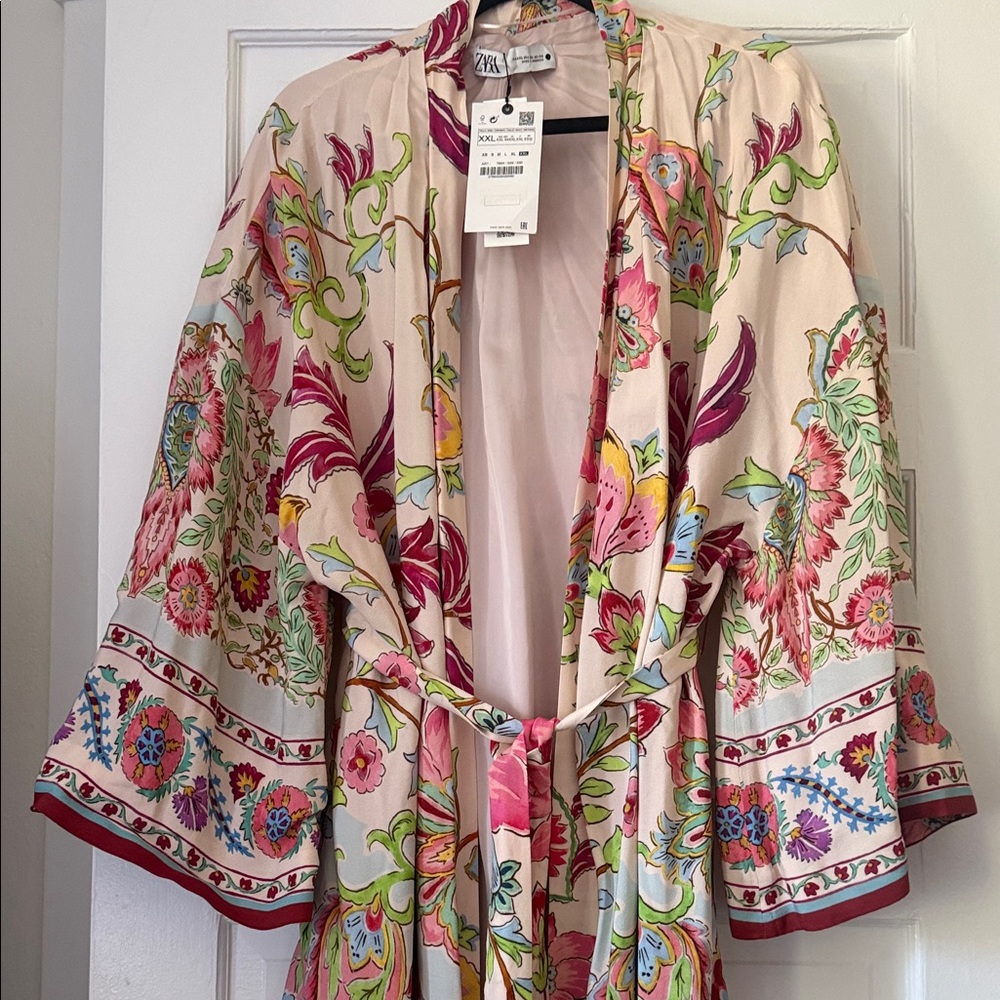 NWT Zara Floral Kimono Robe - Picture 9 of 16